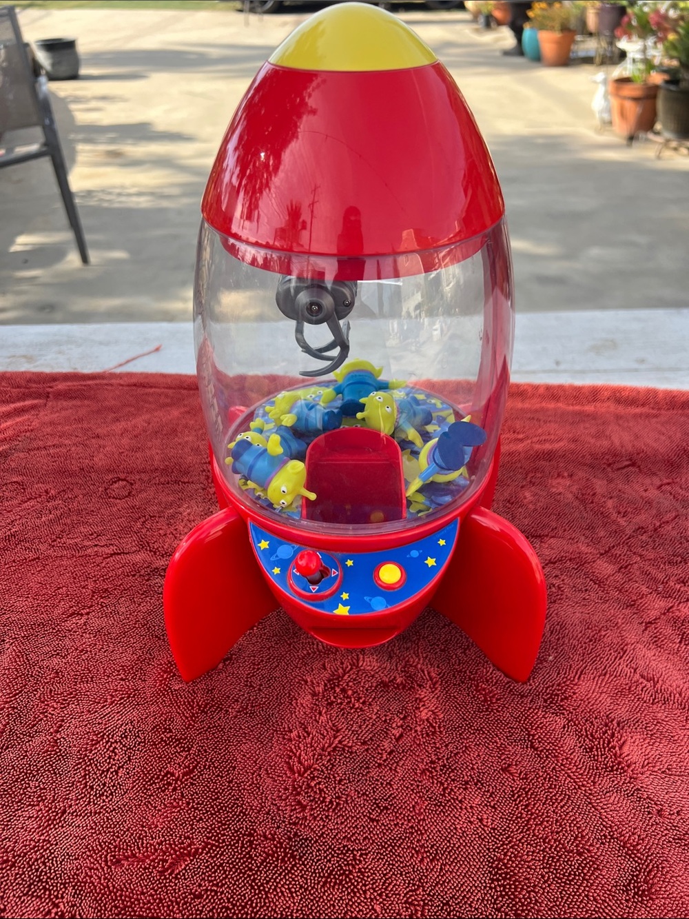 The Claw Machine Disney Toy Story Pizza Planet Space Crane